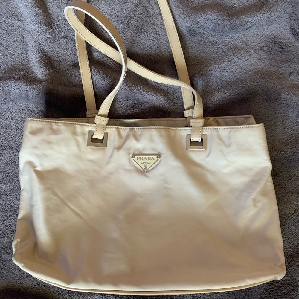 Auth Cream Prada medium shoulder bag